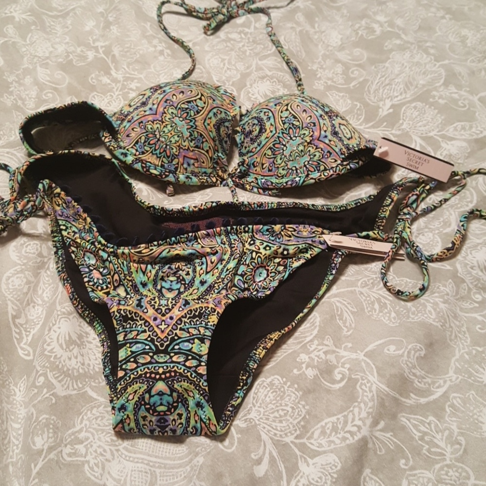 Swim bikini top and bottom NWT size L,  34B